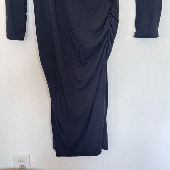 Michael Stars Ruched Wrap Long Sleeve Soft Stretchy Knit Black Midi Dress Sz L - Picture 5 of 9